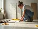 fliesen-verlegen-helfer-tipps-und-tricks-fuer-die-reibungslose-zusammenarbeit